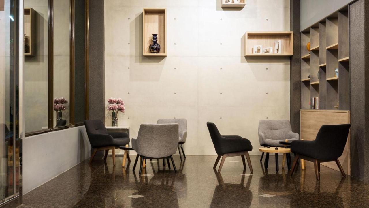 Yadi Hotel Пули Екстериор снимка